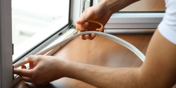 abéskdzigetelés, ajtószigetelés